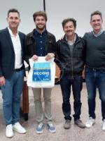Il surfista Matteo Fabbri (argento agli Europei in Norvegia) ricevuto in Comune Il surfista Matteo Fabbri (argento agli Europei in Norvegia) ricevuto in Comune