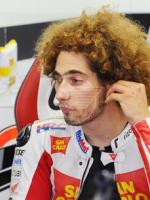 E' tornato a casa il guanto sinistro che Simoncelli indossava a Sepang nell'ultima gara E' tornato a casa il guanto sinistro che Simoncelli indossava a Sepang nell'ultima gara