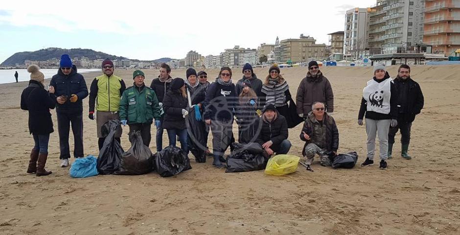 Spiaggia ripulita Spiaggia ripulita