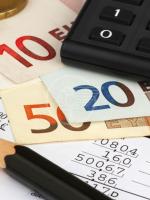 Portafogli ancora più leggeri nel 2018 per le famiglie italiane Portafogli ancora più leggeri nel 2018 per le famiglie italiane