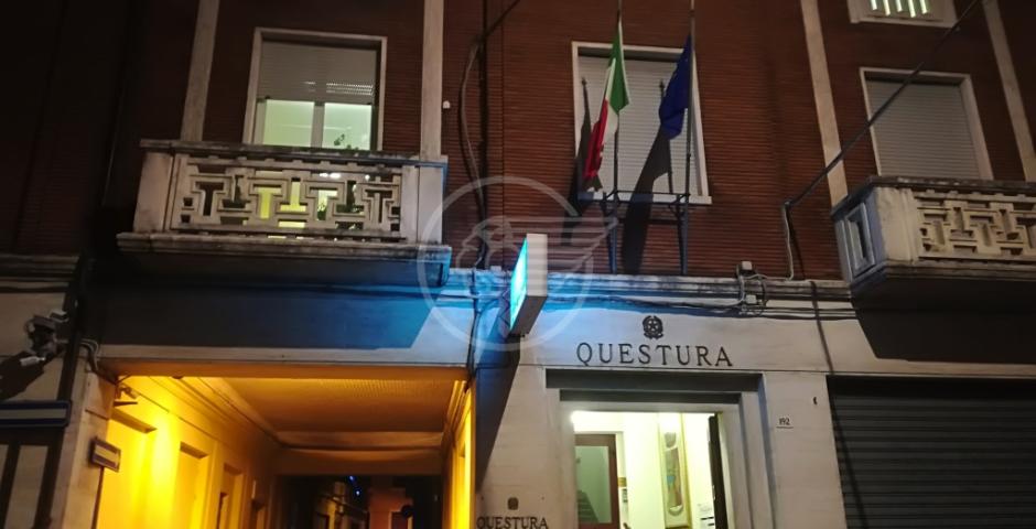 Coltello sotto la maglia, marocchino espulso Coltello sotto la maglia, marocchino espulso