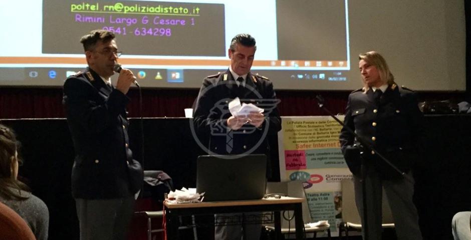 Lezione diversa: come difendersi dal cyberbullismo Lezione diversa: come difendersi dal cyberbullismo