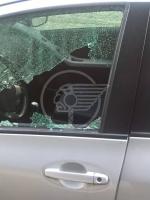 Vetri rotti alle auto in viale Ticino per rubare  Vetri rotti alle auto in viale Ticino per rubare