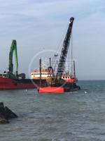 Si lavora sulla spiaggia e in mare aperto Si lavora sulla spiaggia e in mare aperto