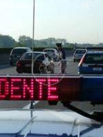 Deviazione di corsia, un morto e due feriti gravi in A14 Deviazione di corsia, un morto e due feriti gravi in A14