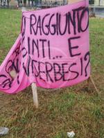 A Viserba la protesta anti nomadi si reprime così A Viserba la protesta anti nomadi si reprime così
