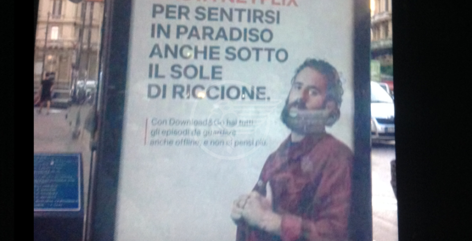 Netflix abbraccia Riccione  Netflix abbraccia Riccione