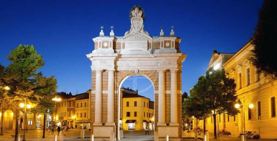 Arte, festival, nudità e porno: mai sentite così tutte insieme Arte, festival, nudità e porno: mai sentite così tutte insieme