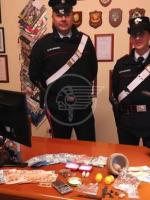 Eroina e cocaina nella casa del cuoco-spacciatore Eroina e cocaina nella casa del cuoco-spacciatore