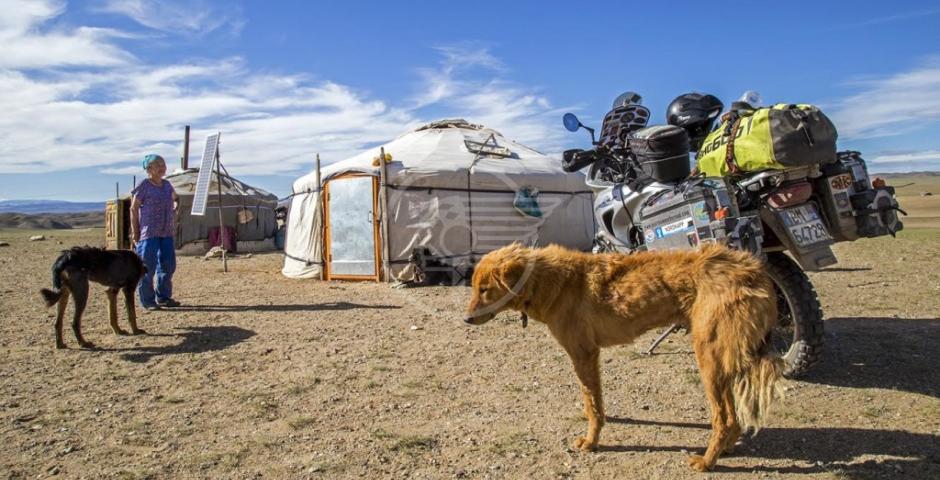 Matteo Nanni, missione India. L'avventura continua Matteo Nanni, missione India. L'avventura continua