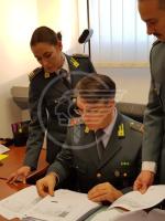 Il lavoro nero dilaga, 98 irregolari: la Guardia Finanza punisce 22 titolari di attività Il lavoro nero dilaga, 98 irregolari: la Guardia Finanza punisce 22 titolari di attività