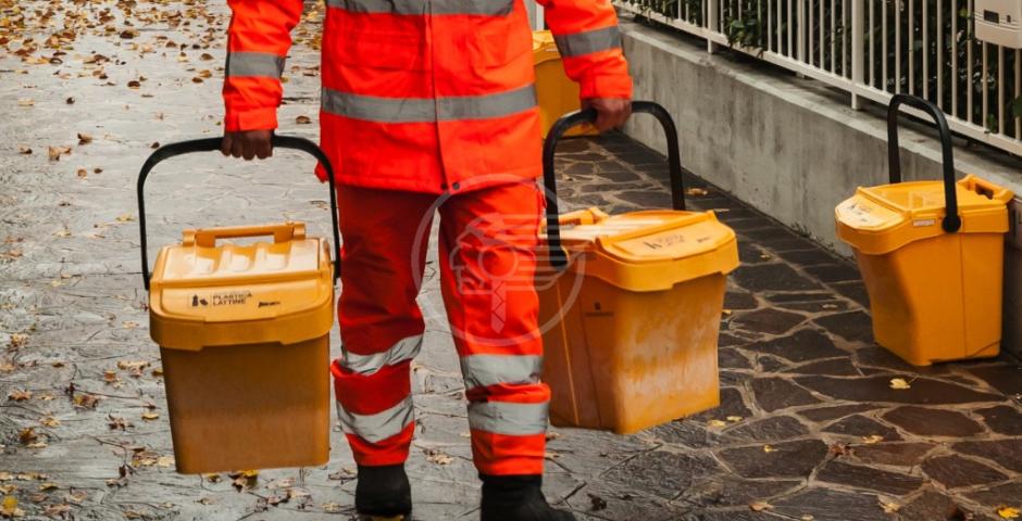 Rifiuti porta a porta dall'11 anche nel centro storico di Verucchio Rifiuti porta a porta dall'11 anche nel centro storico di Verucchio
