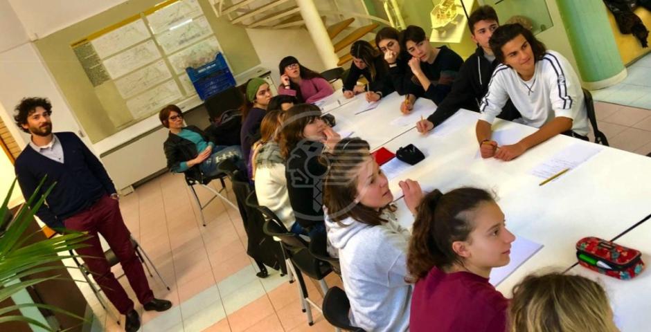 Nuova vita ai reperti del museo grazie agli studenti Nuova vita ai reperti del museo grazie agli studenti