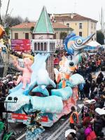 Carro e mascherata dei parchi Costa al carnevale di Fano Carro e mascherata dei parchi Costa al carnevale di Fano