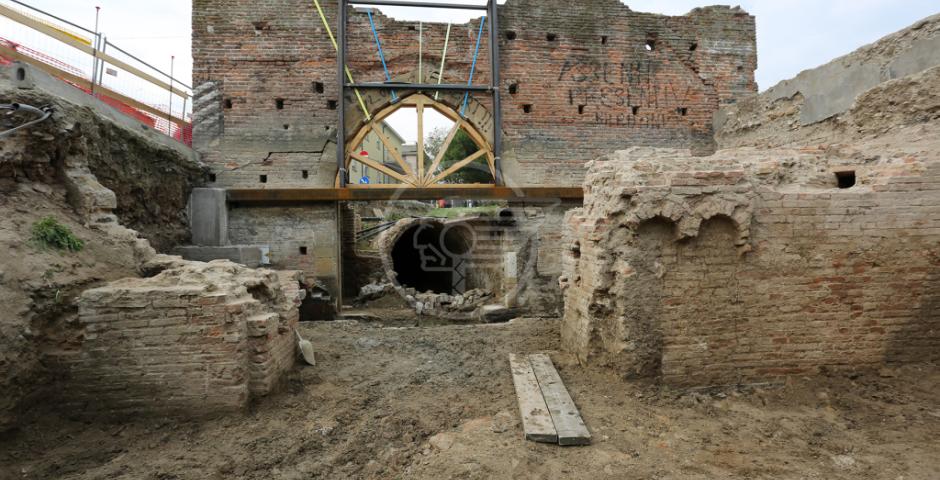 Porta Galliana, avanti tutta con l'intervento Porta Galliana, avanti tutta con l'intervento