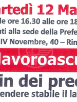 Basta precari nella scuola, presidio dei sindacati Basta precari nella scuola, presidio dei sindacati