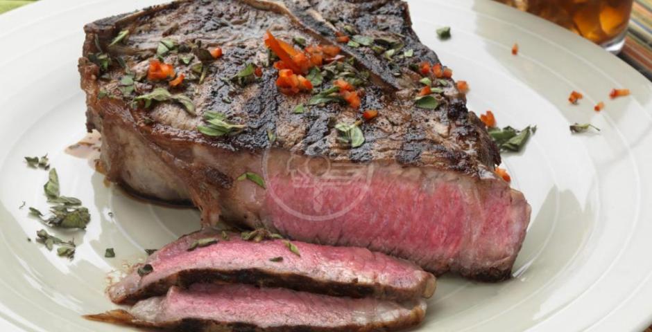 Troppa carne rossa è nemica della longevità Troppa carne rossa è nemica della longevità