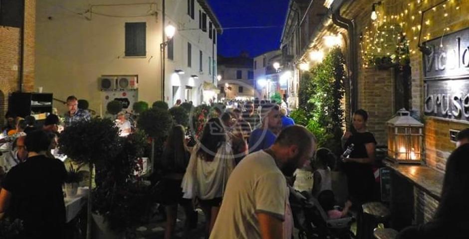 Confesercenti plaude agli eventi a sostegno della città e degli operatori commerciali Confesercenti plaude agli eventi a sostegno della città e degli operatori commerciali