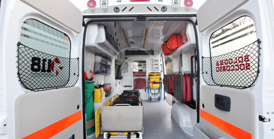 Furgone fuori strada: grave al Bufalini un 63enne Furgone fuori strada: grave al Bufalini un 63enne