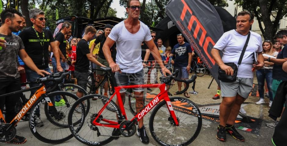 Italian Bike Festival con i grandi del ciclismo Italian Bike Festival con i grandi del ciclismo