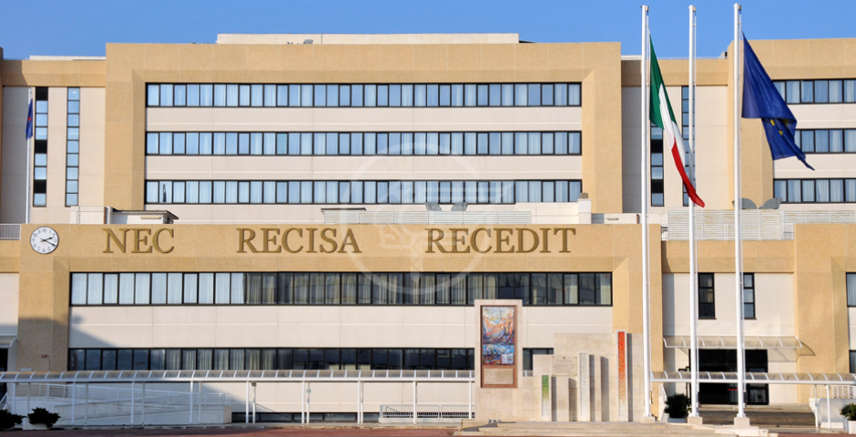 Concorso per tre allievi della Guardia di Finanza Concorso per tre allievi della Guardia di Finanza