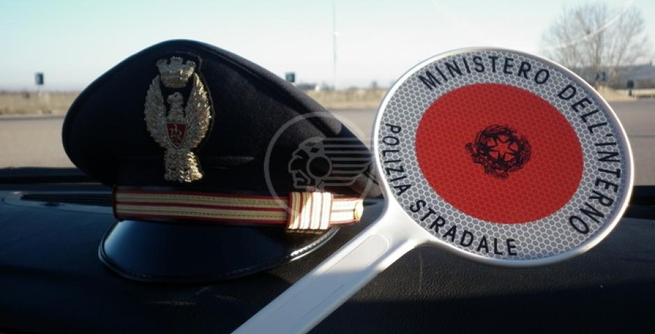 Fermato per eccesso di velocità, era irregolare in Italia Fermato per eccesso di velocità, era irregolare in Italia