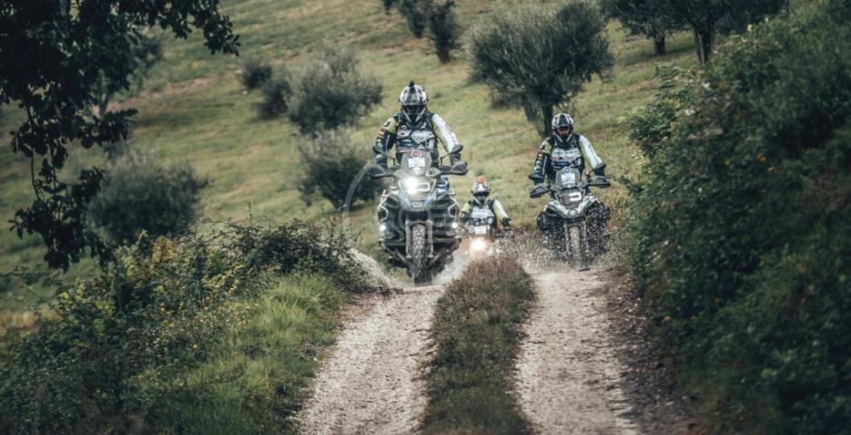 Partita la Transitalia Marathon di mototurismo Partita la Transitalia Marathon di mototurismo