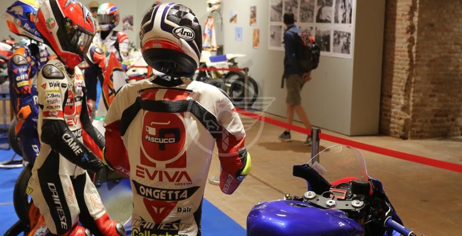 Wall of fame motoclub Pasolini: ecco la mostra Wall of fame motoclub Pasolini: ecco la mostra