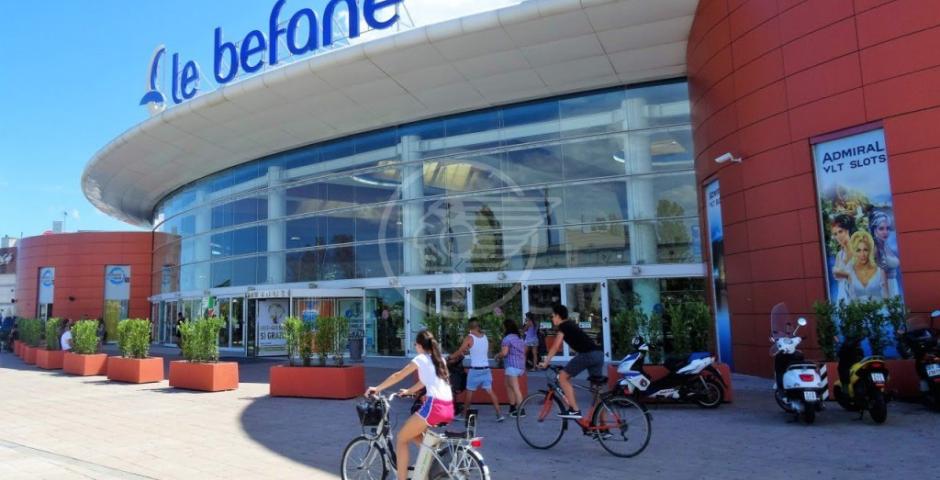 Ruba da "Zara" ma lo scoprono: arrestato tunisino Ruba da "Zara" ma lo scoprono: arrestato tunisino