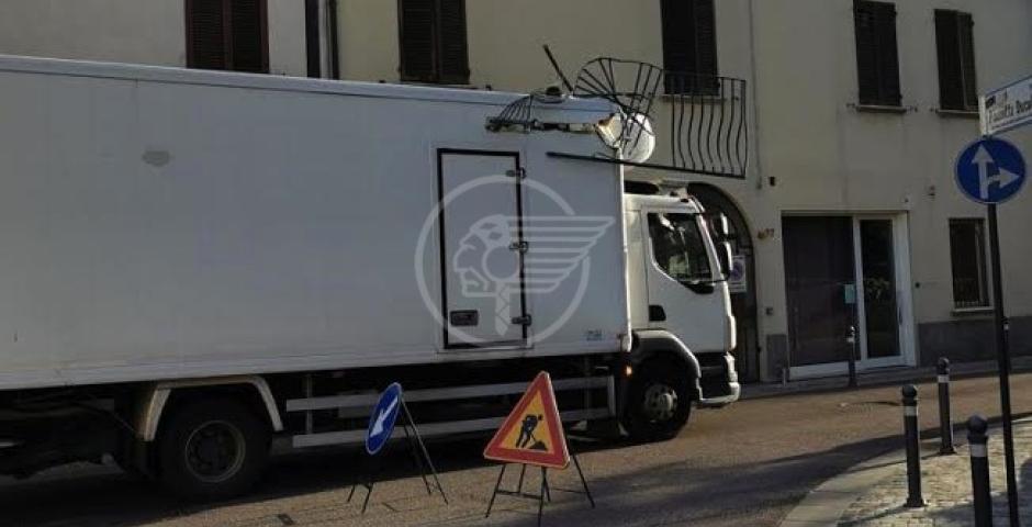 No alla deviazione del traffico in centro, già 500 firme, Renzi chiede controlli all'Ausl No alla deviazione del traffico in centro, già 500 firme, Renzi chiede controlli all'Ausl