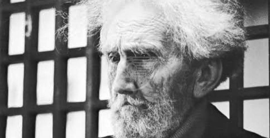 Renzi la spunta: il "Campone" di Castel Sismondo sarà intitolato a Ezra Pound Renzi la spunta: il "Campone" di Castel Sismondo sarà intitolato a Ezra Pound