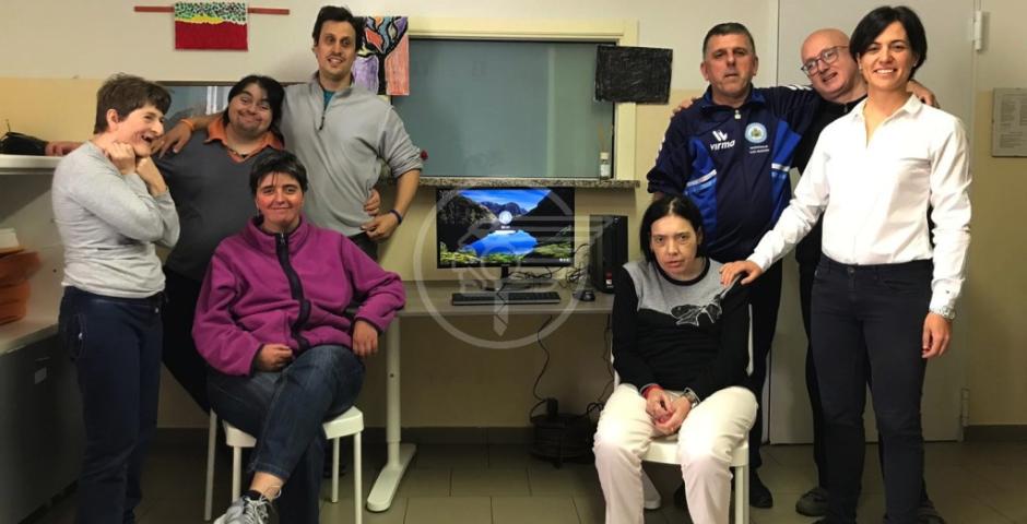 Coop "La Goccia": computer e centro occupazionale" Coop "La Goccia": computer e centro occupazionale"