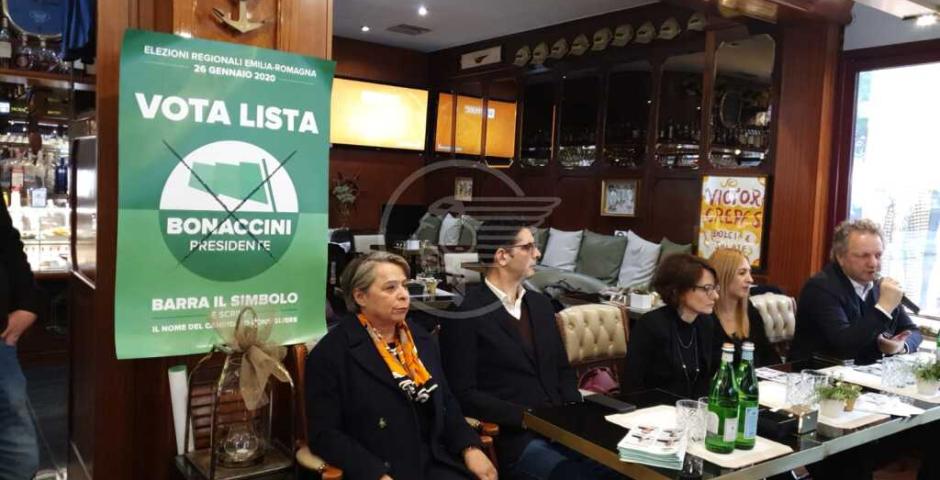 Il ministro Bonetti polemizza con la Tosi e i suoi Il ministro Bonetti polemizza con la Tosi e i suoi