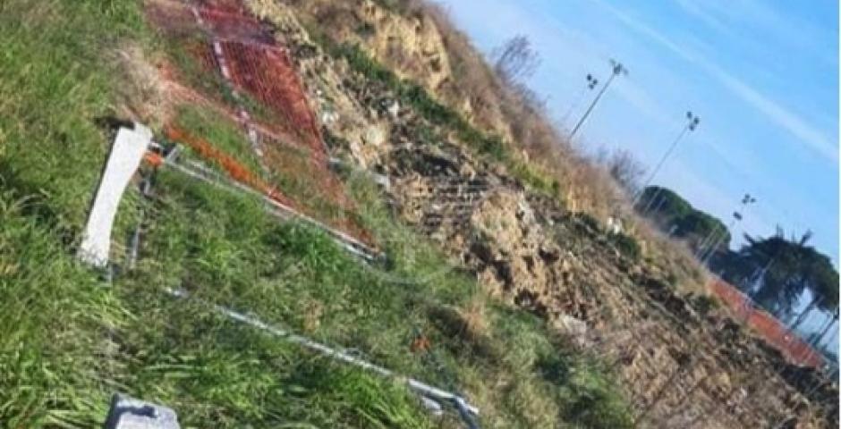 "Nell'area della scuola di Canonica sta succedendo di tutto" "Nell'area della scuola di Canonica sta succedendo di tutto"