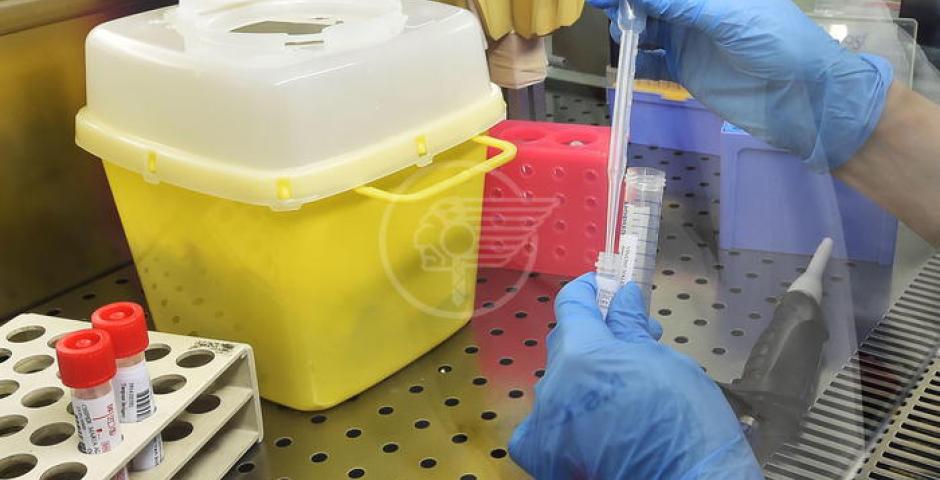 "Bisogna fare al più presto il tampone a tutti gli operatori sanitari"  "Bisogna fare al più presto il tampone a tutti gli operatori sanitari"