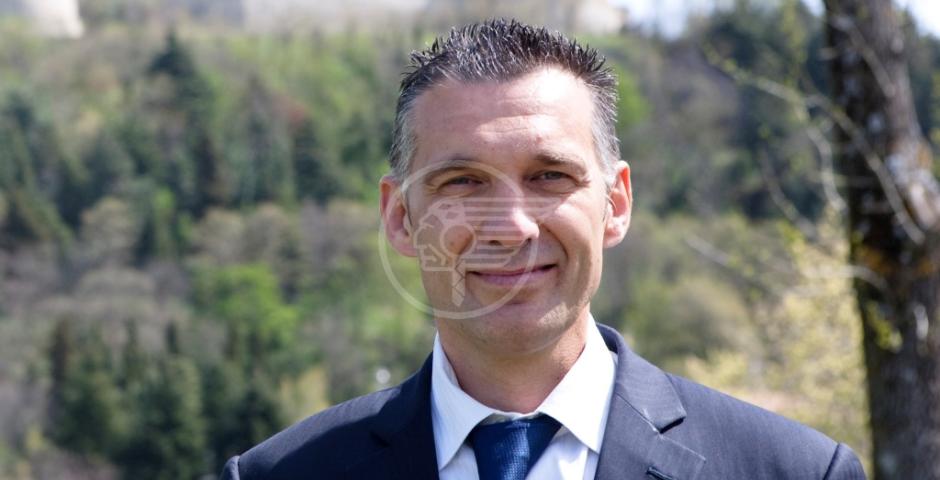 Il sindaco Bindi: "Insieme ne usciremo, ne sono sicuro" Il sindaco Bindi: "Insieme ne usciremo, ne sono sicuro"