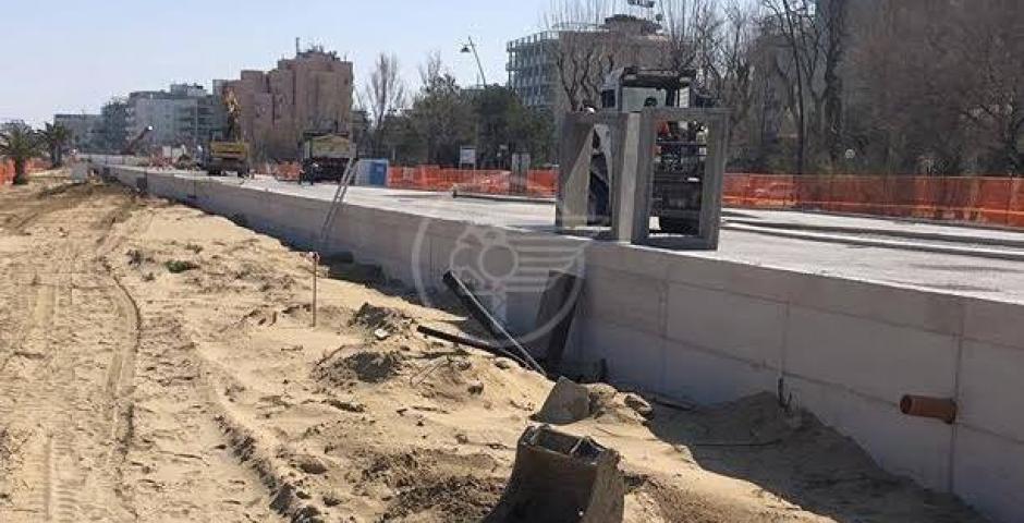 Renzi: "Questo è il lungomare più incompiuto del mondo" Renzi: "Questo è il lungomare più incompiuto del mondo"