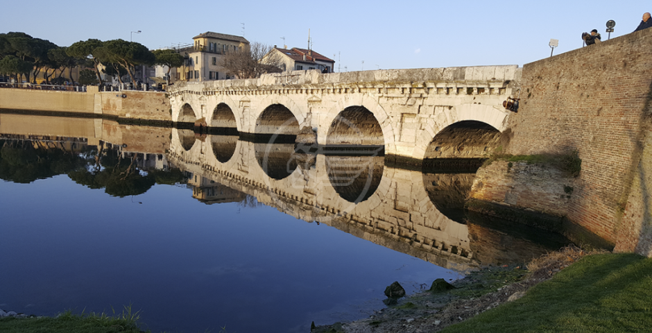 Dal 30 Ponte di Tiberio solo per passeggiate a piedi o in bici Dal 30 Ponte di Tiberio solo per passeggiate a piedi o in bici