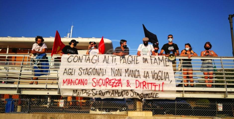 Paghe da fame e lavoro drammatico: la protesta degli stagionali Paghe da fame e lavoro drammatico: la protesta degli stagionali