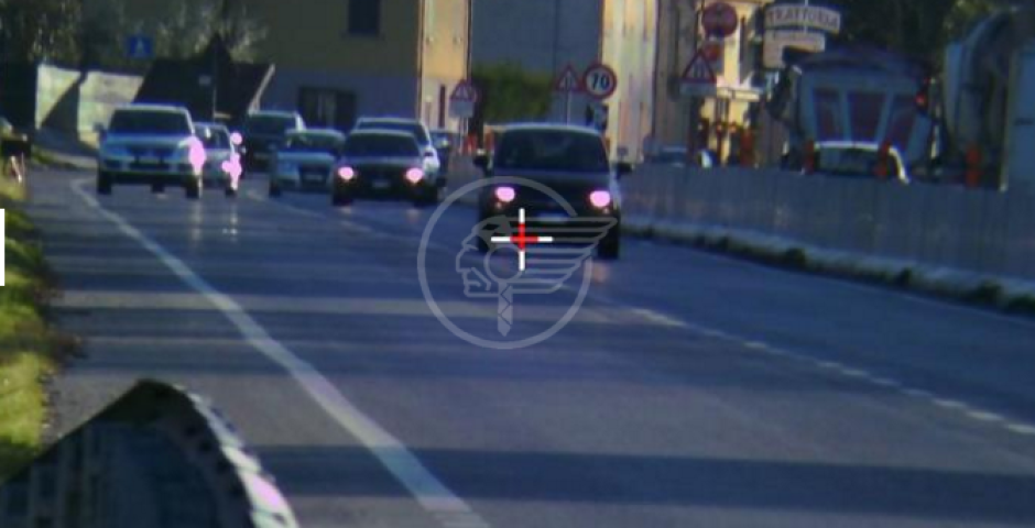 Superstrada per San Marino o autodromo? Sorpreso a 179 km/h Superstrada per San Marino o autodromo? Sorpreso a 179 km/h