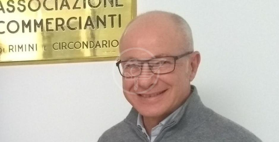 "Più controlli e telecamere": la rabbia di gioiellieri, orefici e tabaccai "Più controlli e telecamere": la rabbia di gioiellieri, orefici e tabaccai