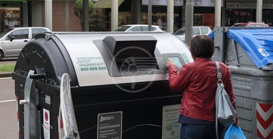 Differenziata: presto i nuovi cassonetti "Smarty" in tutta la zona tra statale 16 e ferrovia Differenziata: presto i nuovi cassonetti "Smarty" in tutta la zona tra statale 16 e ferrovia