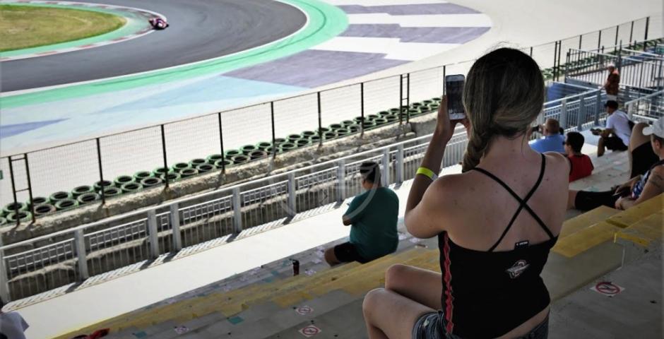 La MotoGp al "Simoncelli" per i test, ingresso gratis alla Tribuna C adiacente alla MCW Square  La MotoGp al "Simoncelli" per i test, ingresso gratis alla Tribuna C adiacente alla MCW Square