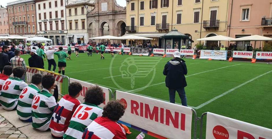 Rugby nelle ore della movida: uno spettacolo in pieno centro storico Rugby nelle ore della movida: uno spettacolo in pieno centro storico