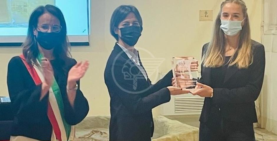 C'è seduta Lucia sul Trono di Verucchio: è lei l'astro nascente del tennis italiano C'è seduta Lucia sul Trono di Verucchio: è lei l'astro nascente del tennis italiano