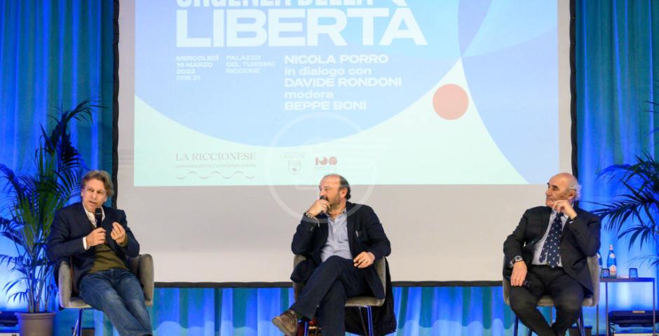 Primo talk Nicola Porro- Davide Rondoni alla rassegna  La Riccionese Primo talk Nicola Porro- Davide Rondoni alla rassegna  La Riccionese