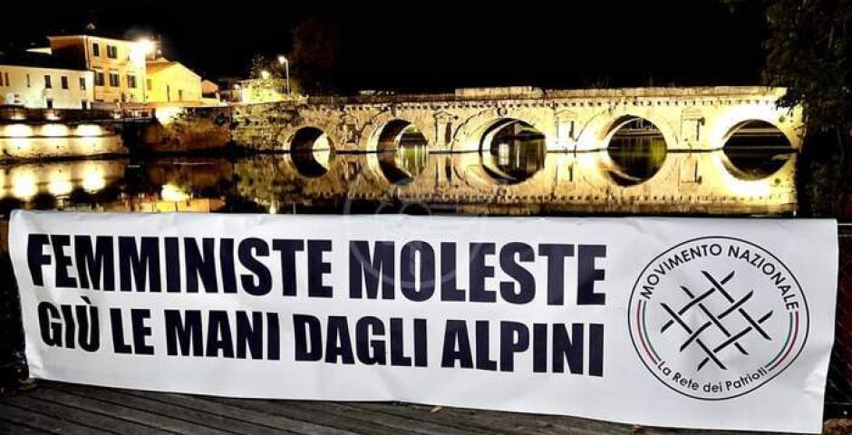 "Femministe moleste", blitz di Movimento nazionale in difesa degli Alpini "Femministe moleste", blitz di Movimento nazionale in difesa degli Alpini
