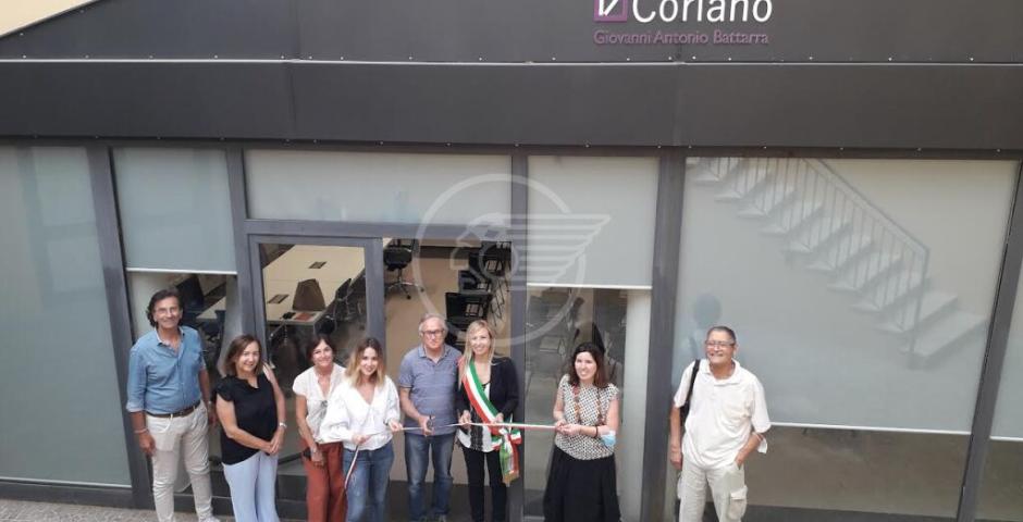 Taglio del nastro per la nuova sala polivalente della biblioteca "Battarra" Taglio del nastro per la nuova sala polivalente della biblioteca "Battarra"