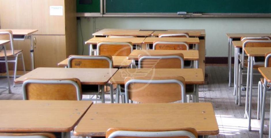 Scuola di Camerano, confermati tutti i servizi in vista del trasferimento degli alunni alla Peter Pan Scuola di Camerano, confermati tutti i servizi in vista del trasferimento degli alunni alla Peter Pan
