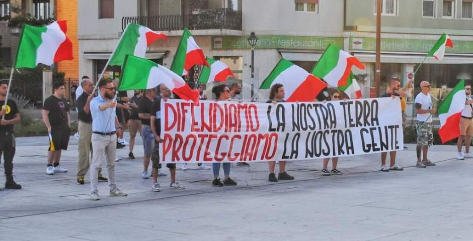 Manifestazione in stazione: "Sulla sicurezza non si può scendere a compromessi" Manifestazione in stazione: "Sulla sicurezza non si può scendere a compromessi"